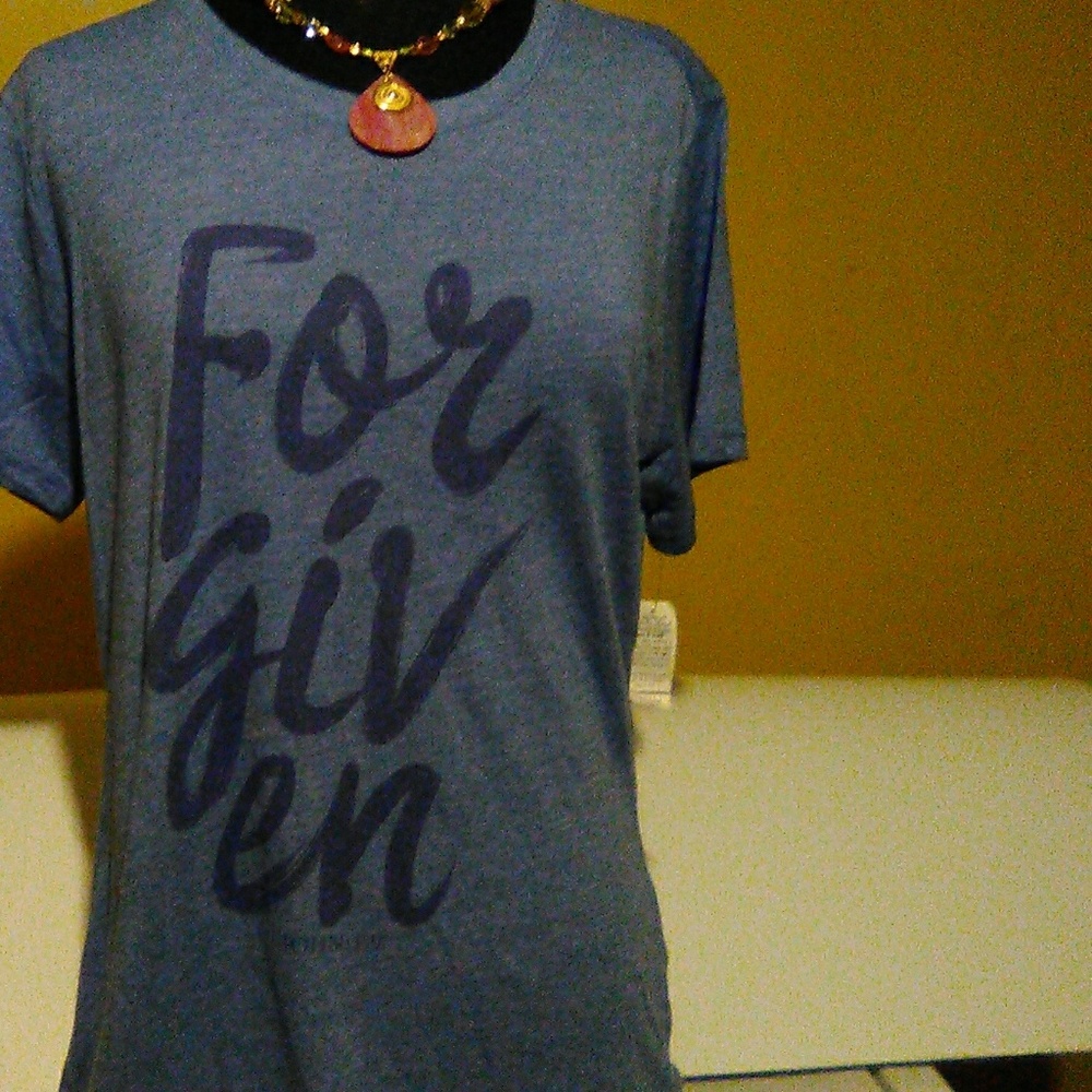 Ladies Kerusso tee shirt